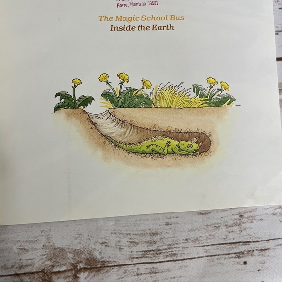 Magic School Bus Adventure Book Set Inside The Earth, Inside the Human Body - Picture 8 of 11